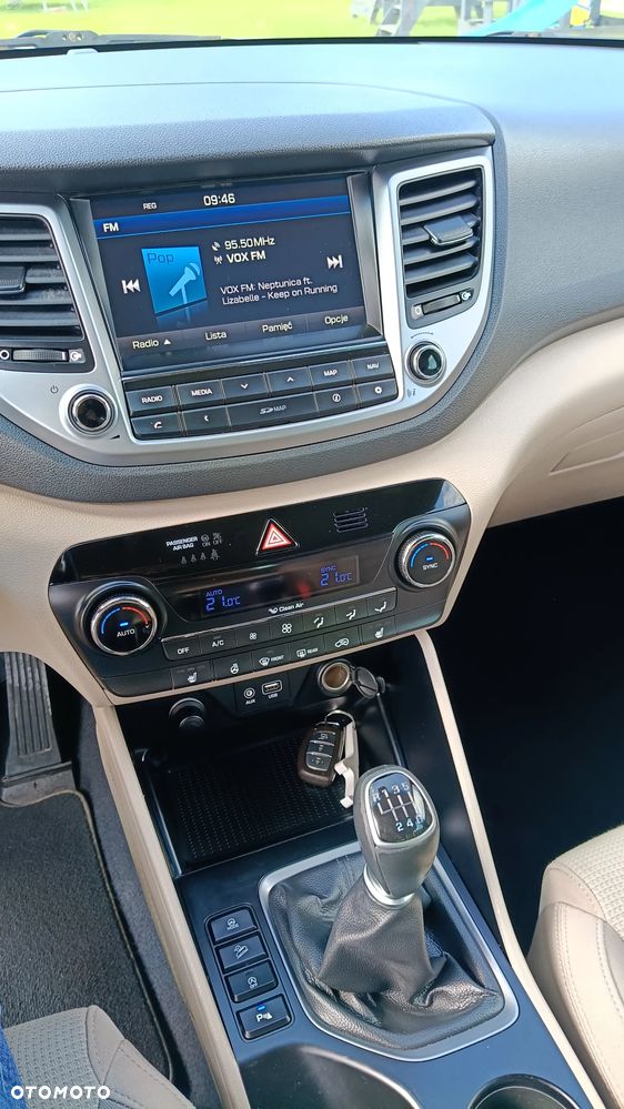 Hyundai Tucson 1.7 CRDI BlueDrive Style 2WD - 30
