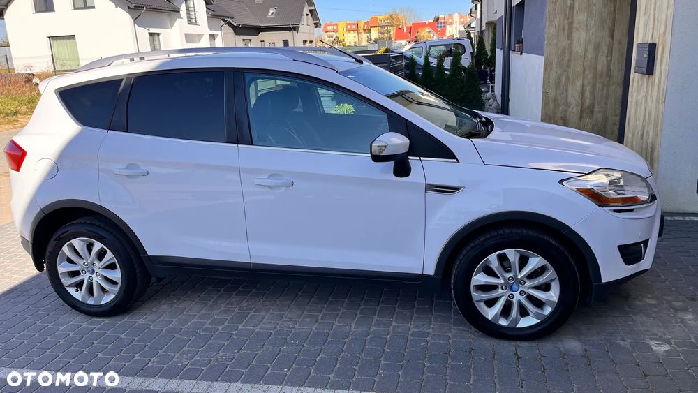 Ford Kuga 2.0 TDCi Titanium - 8