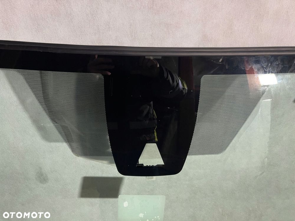 szyba przednia toyota rav 4 as50 suv kamera acoustic po 2019- - 2