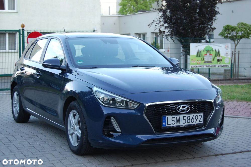 Hyundai i30 1.4 Trend - 16