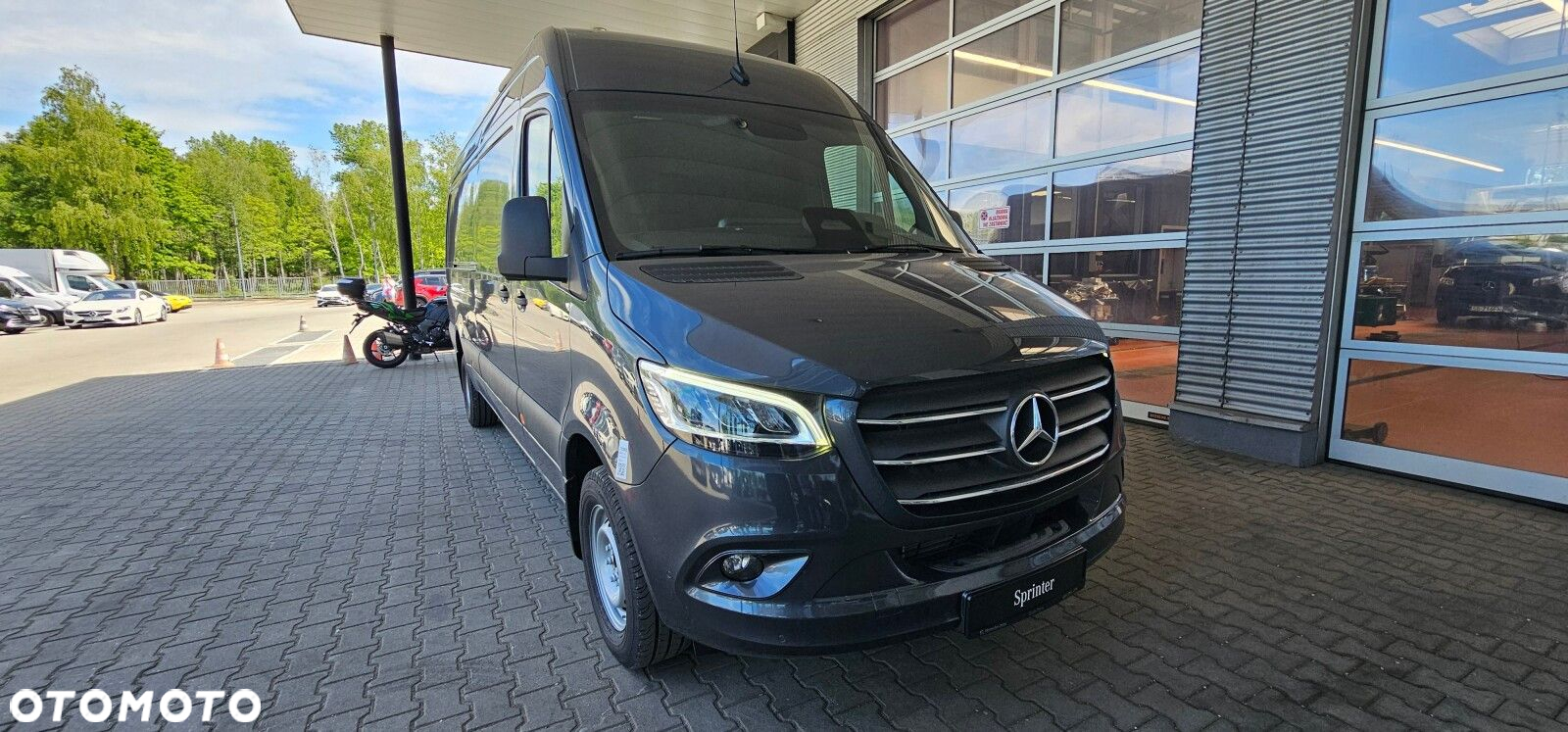 Mercedes-Benz Sprinter 319 CDI KA OM654 długi SELECT - 10