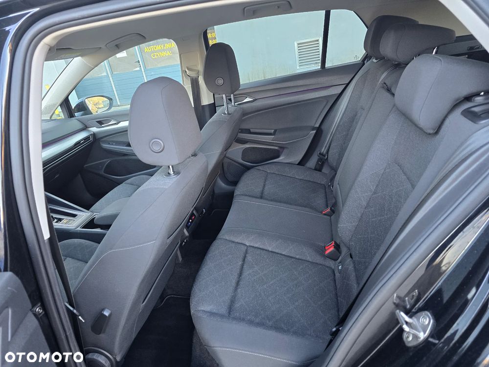 Volkswagen Golf - 31