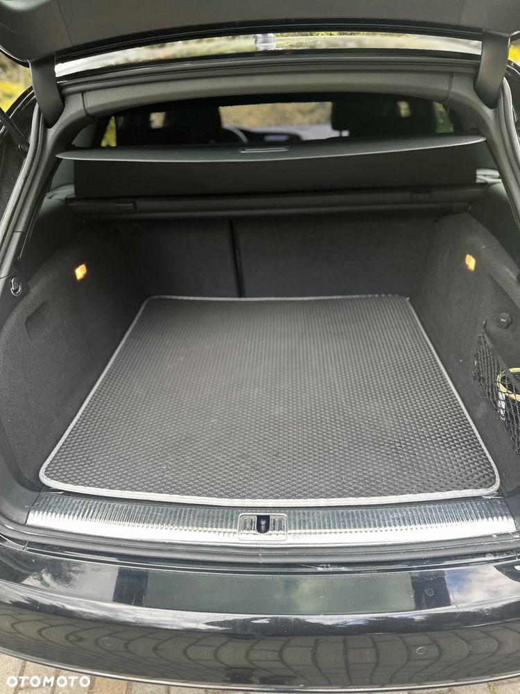 Audi A4 Avant 2.0 TDI DPF clean diesel multitronic S line Sportpaket - 17