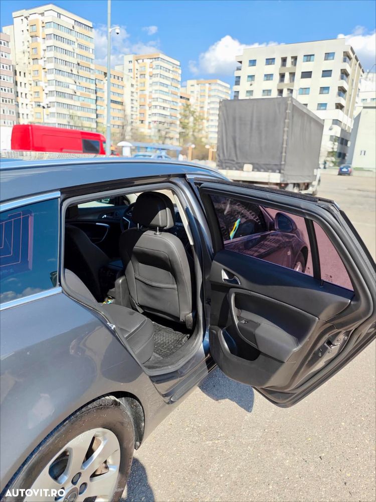 Opel Insignia 2.0 CDTI - 11