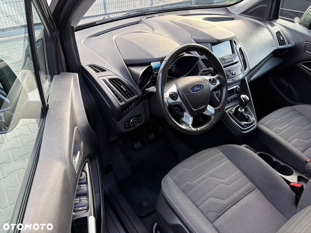 Ford Tourneo Connect Grand - 6