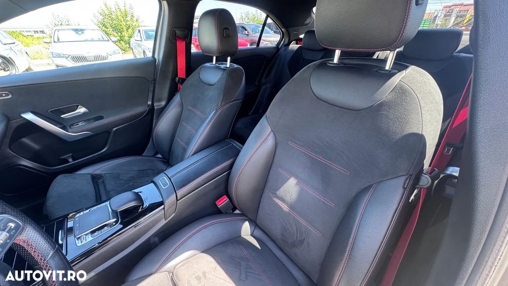 Mercedes-Benz A 180 d Sedan 7G-DCT AMG Line - 17