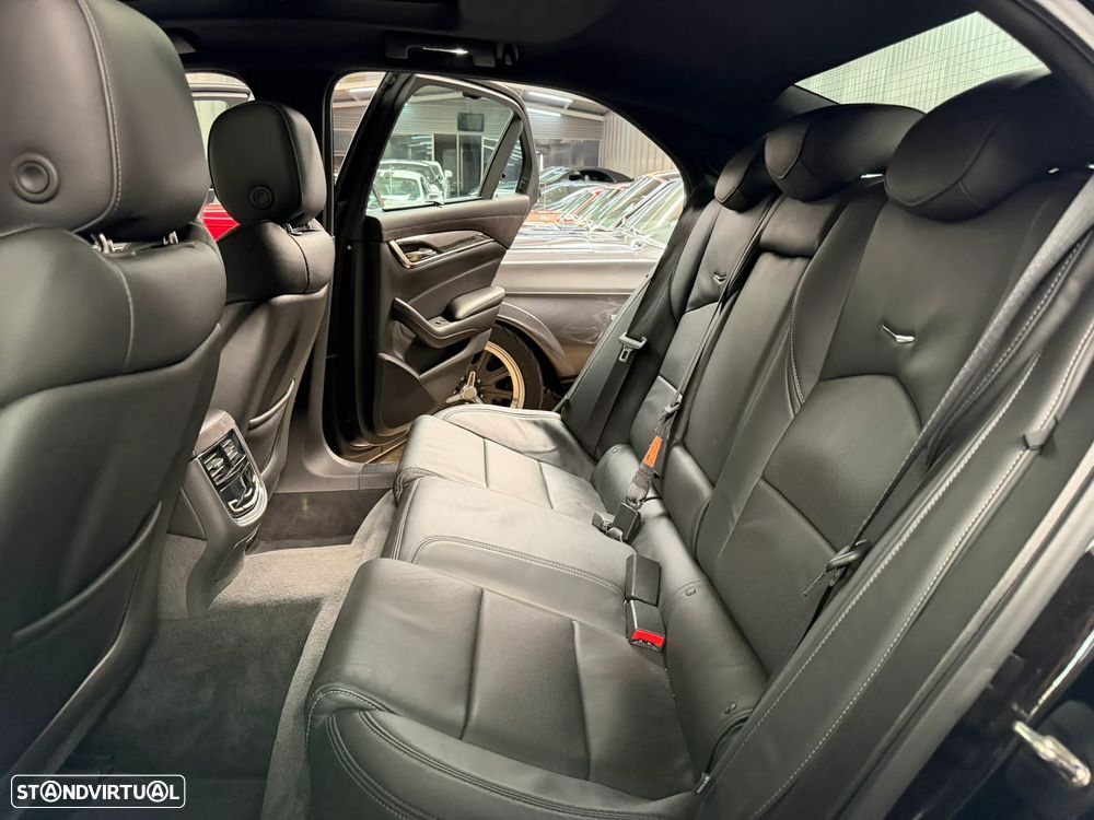 Cadillac CTS 2.0 Turbo AT Premium - 28