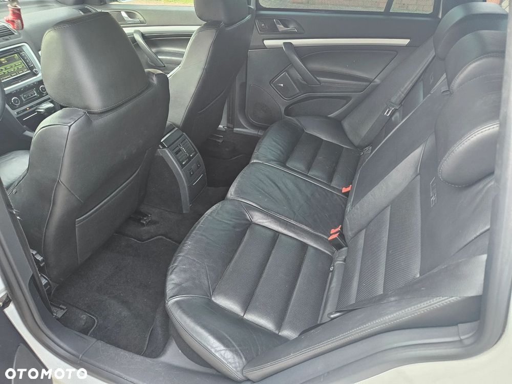 Skoda Octavia 2.0 TDI RS DSG - 8