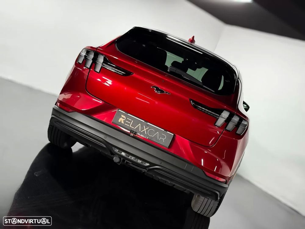 Ford Mustang Mach-E Standard - 28