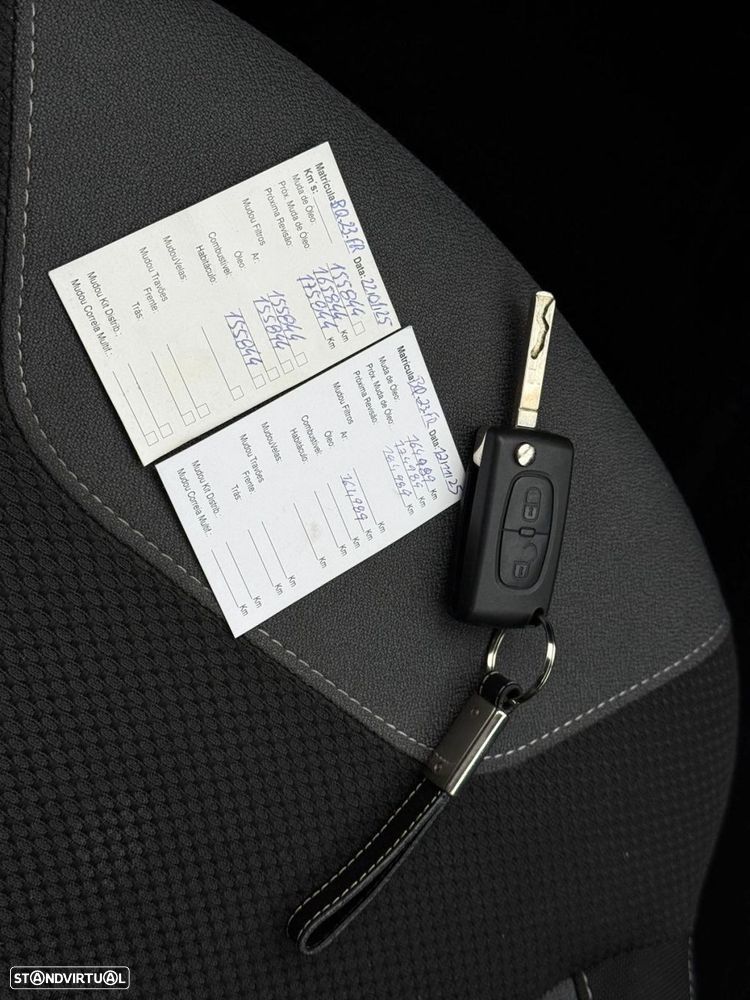 Citroën C3 Pure Tech Attraction - 16