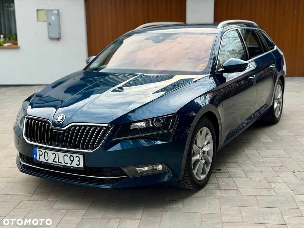 Skoda Superb 2.0 TDI Style DSG - 2