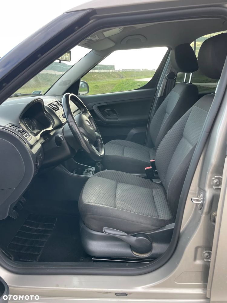 Skoda Roomster 1.4 16V Ambition - 8