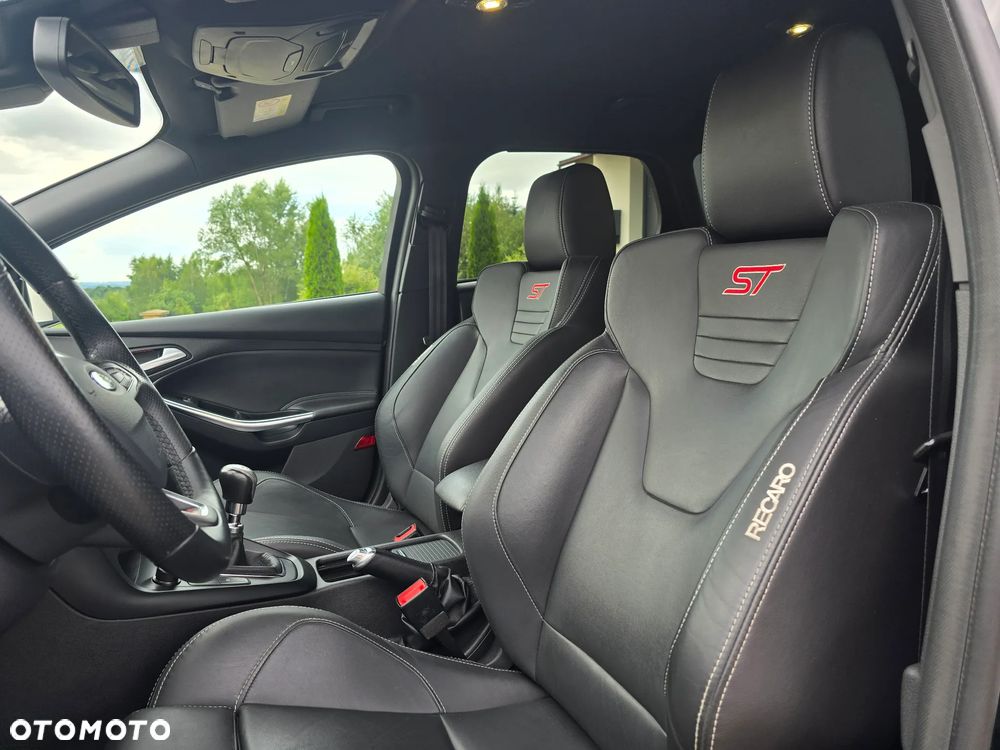 Ford Focus - 15