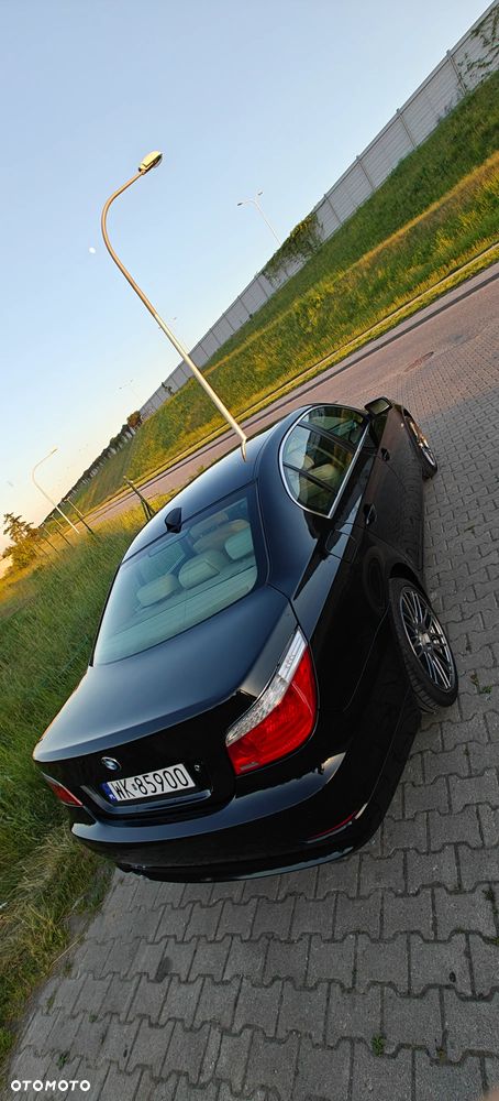 BMW Seria 5 530d xDrive - 11
