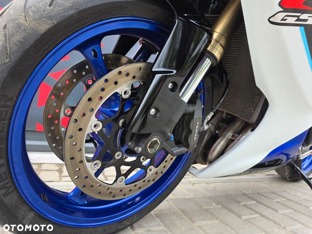 Suzuki GSX-R - 13