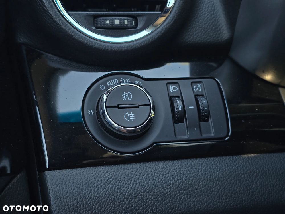 Chevrolet Orlando 1.4T LTZ+ - 32