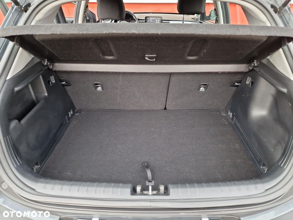 Kia Stonic 1.2 M - 17