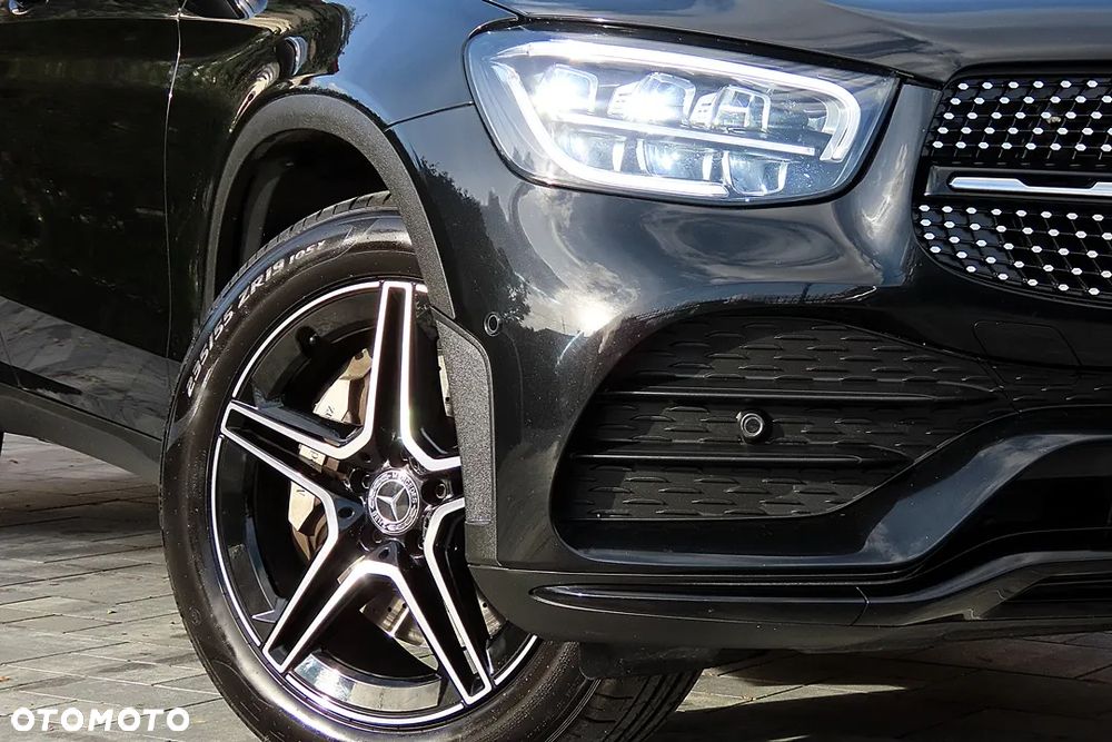 Mercedes-Benz GLC 220 d 4Matic 9G-TRONIC AMG Line Plus - 14