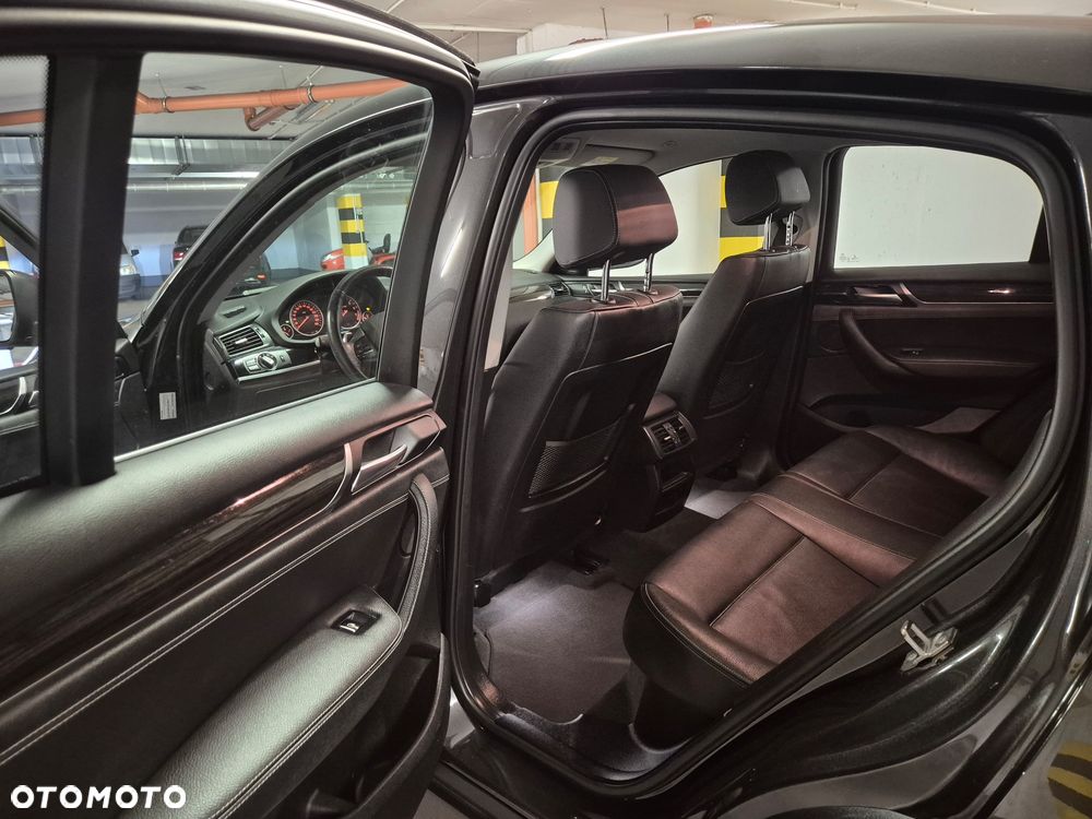 BMW X4 xDrive20i xLine sport - 9