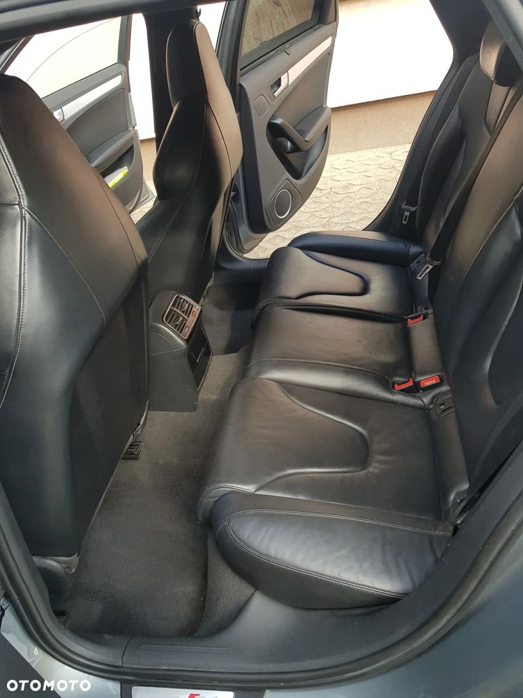 Audi S4 Avant S tronic - 6