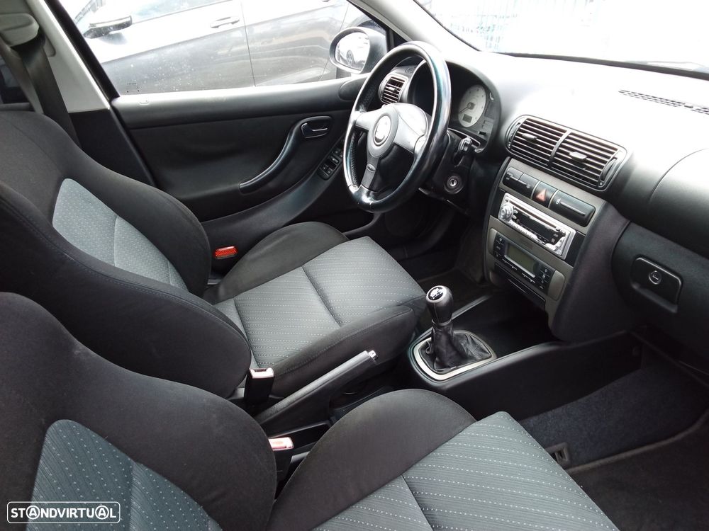 SEAT Leon 1.9 TDI FR - 19