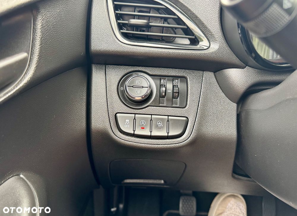 Opel Karl 1.0 Innovation - 17