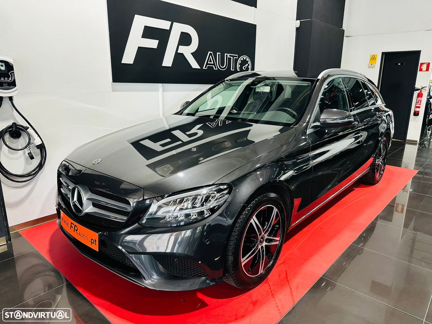 Mercedes-Benz C 180 - 3