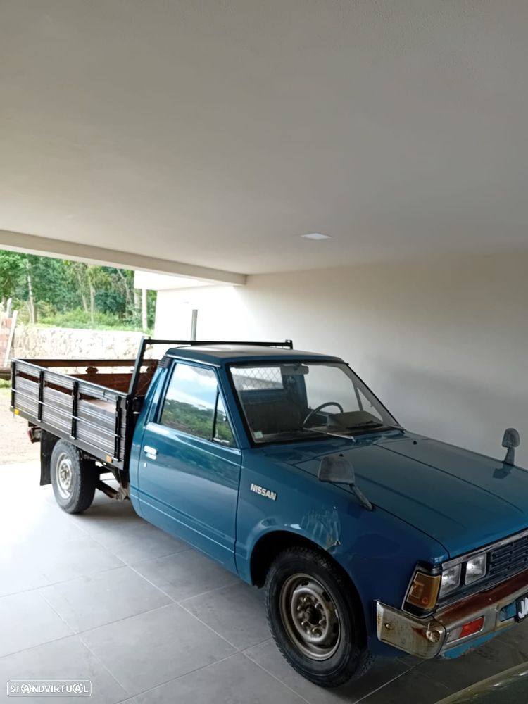 Nissan Pick Up - 2