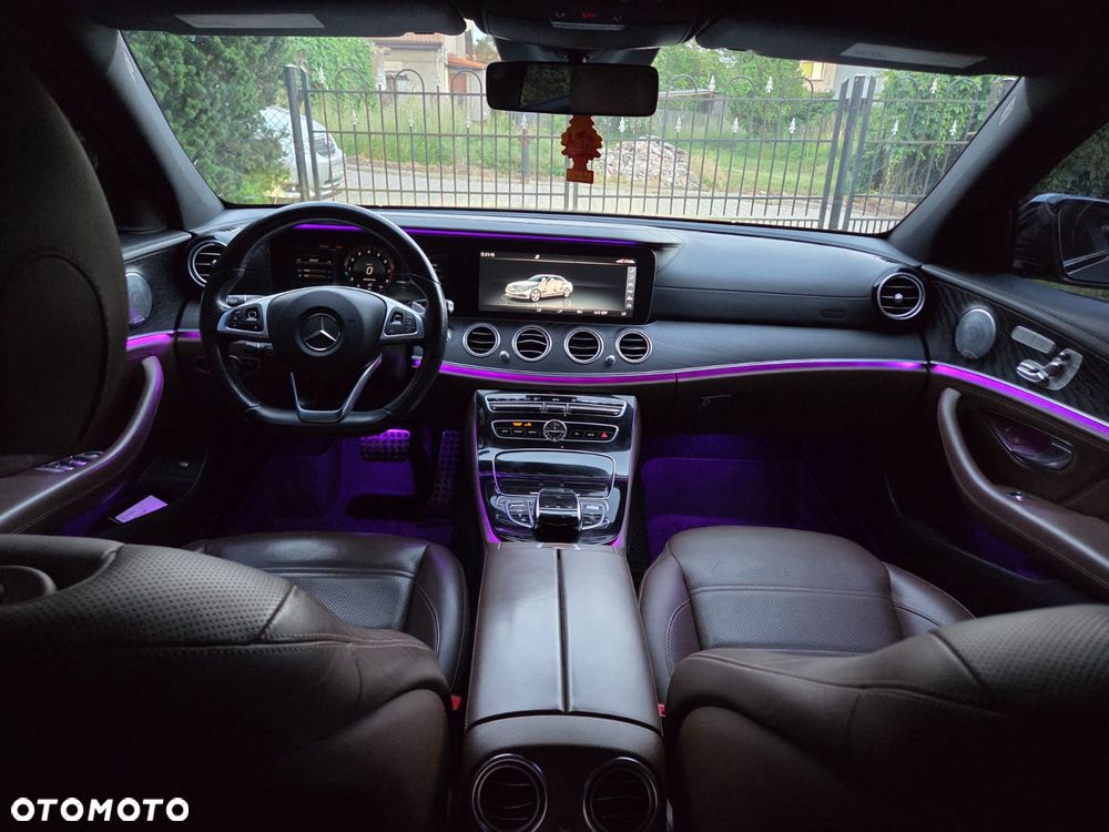 Mercedes-Benz Klasa E 43 AMG 4Matic 9G-TRONIC - 7