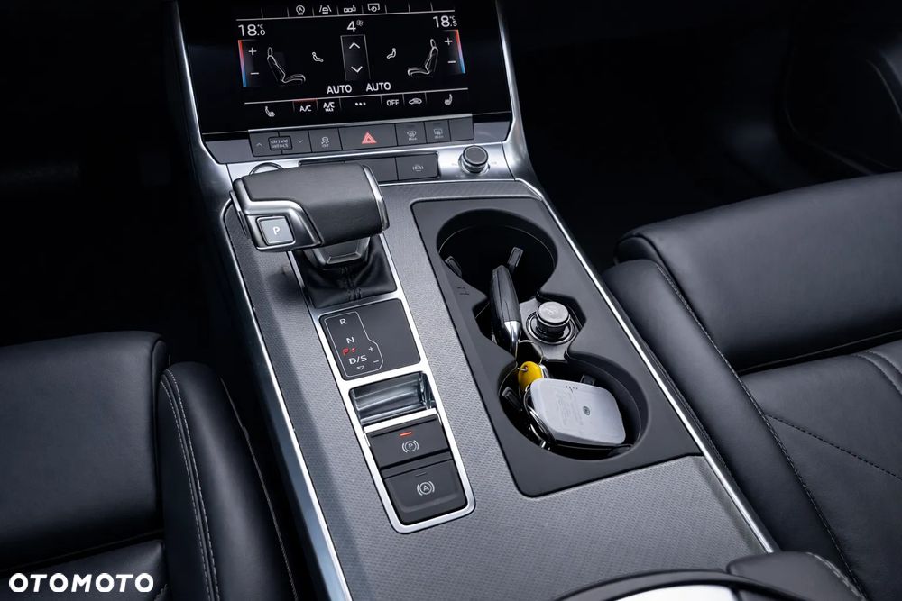 Audi A6 Avant 2.0 TDI Ultra S tronic - 21