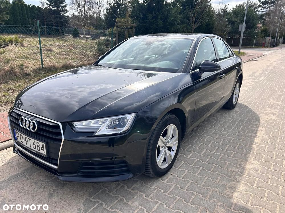 Audi A4 Limousine - 4