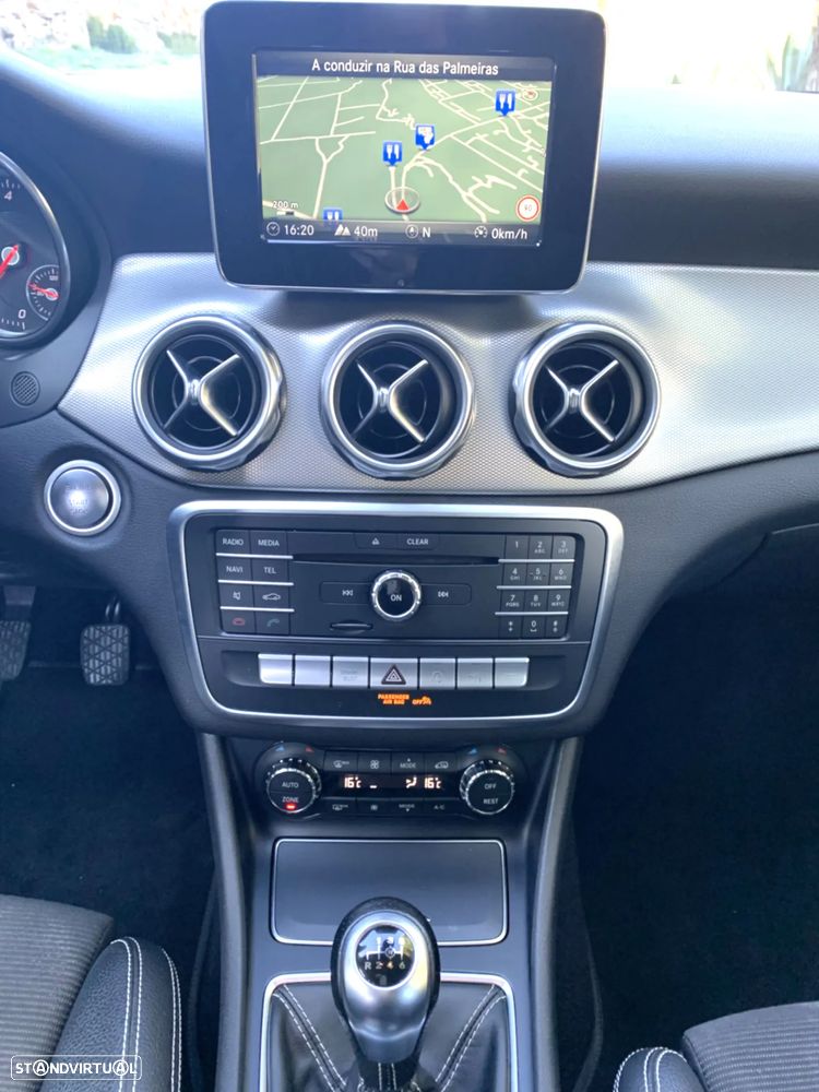 Mercedes-Benz GLA 180 d Urban - 6