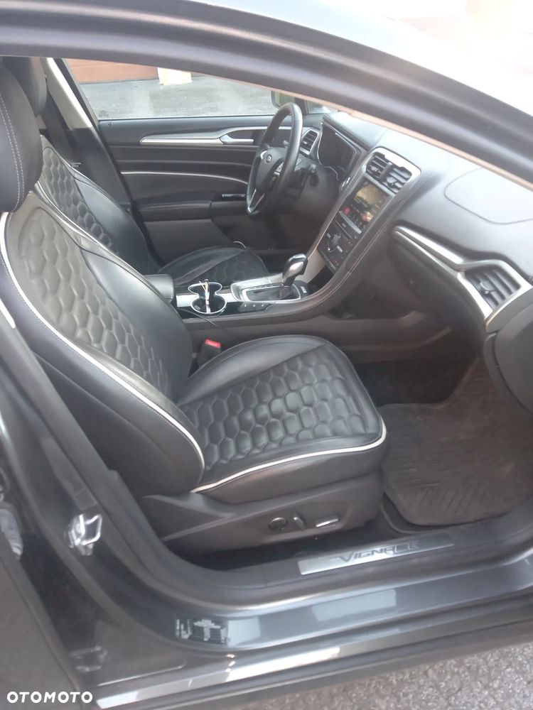 Ford Mondeo Vignale 2.0 TDCi PowerShift - 9