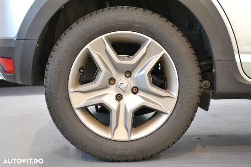 Dacia Sandero Stepway - 8
