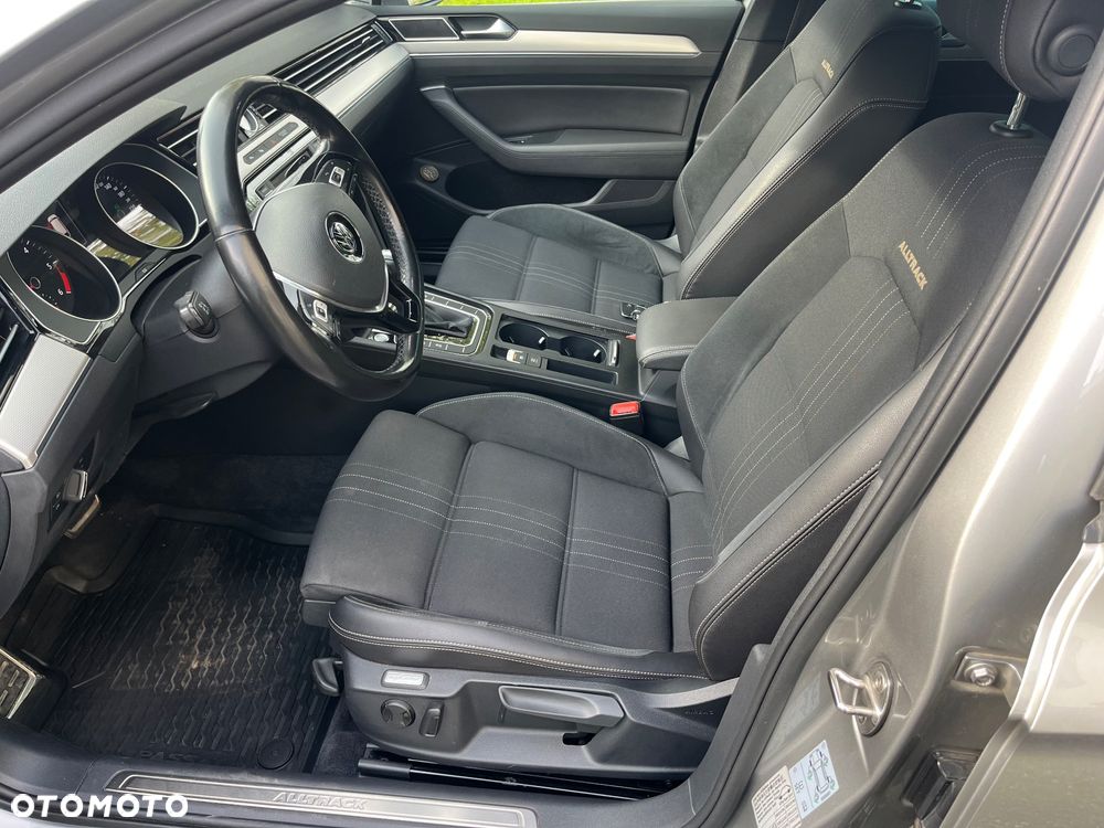 Volkswagen Passat 2.0 TDI SCR DSG Business - 13
