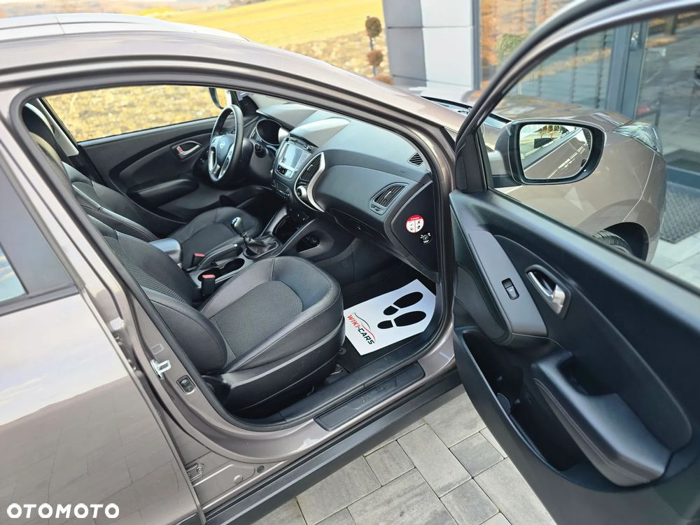 Hyundai ix35 1.6 2WD blue Style - 24