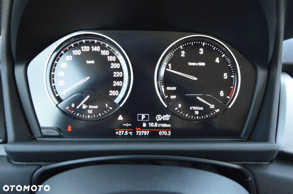 BMW Seria 2 218d - 18