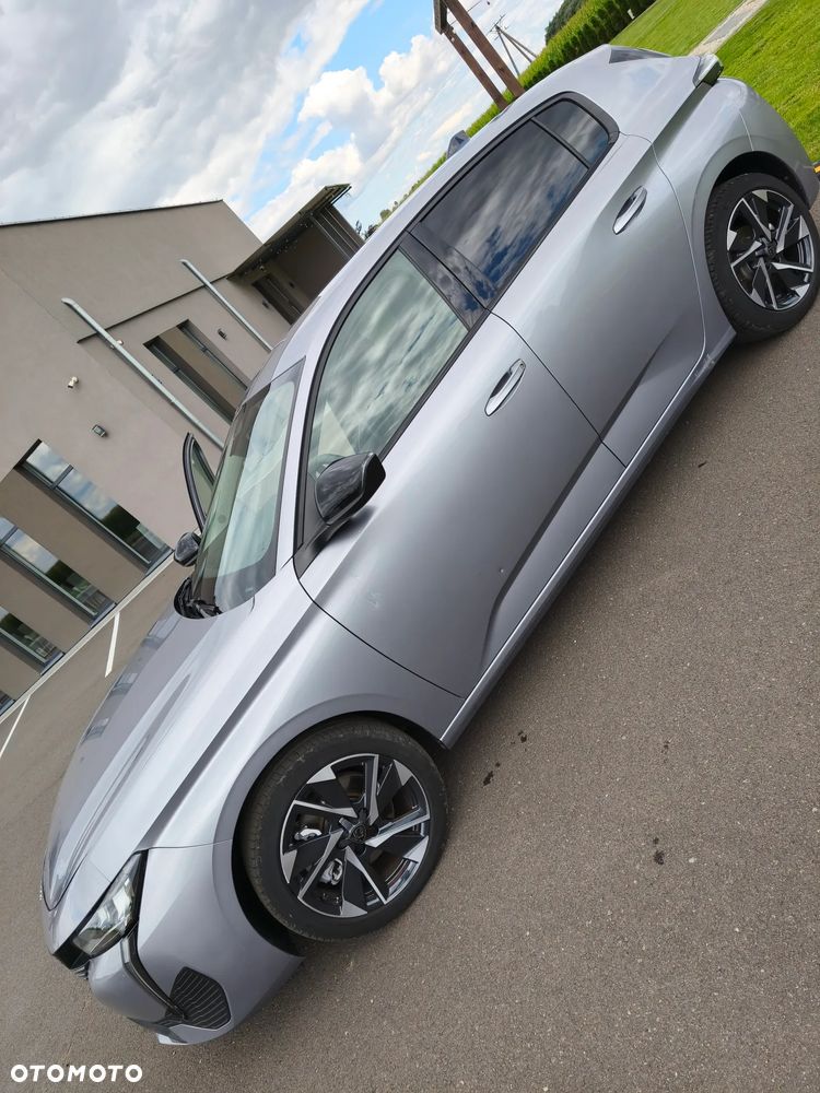 Peugeot 308 Hybrid 136 e-DSC6 Allure - 14