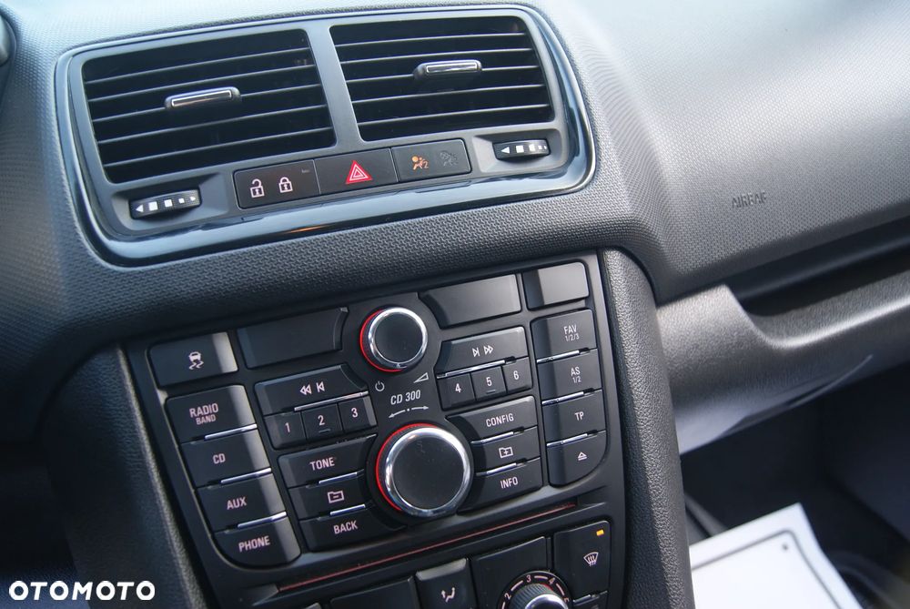 Opel Meriva 1.4 Essentia - 30