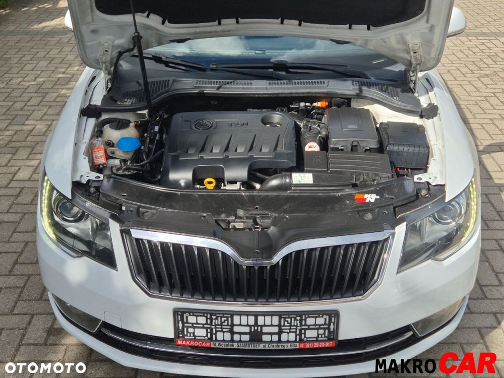 Skoda Superb 2.0 TDI DSG Ambition - 15