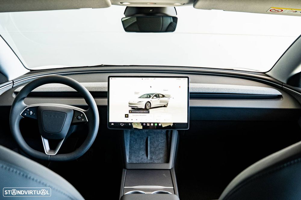 Tesla Model 3 — fotografia 13