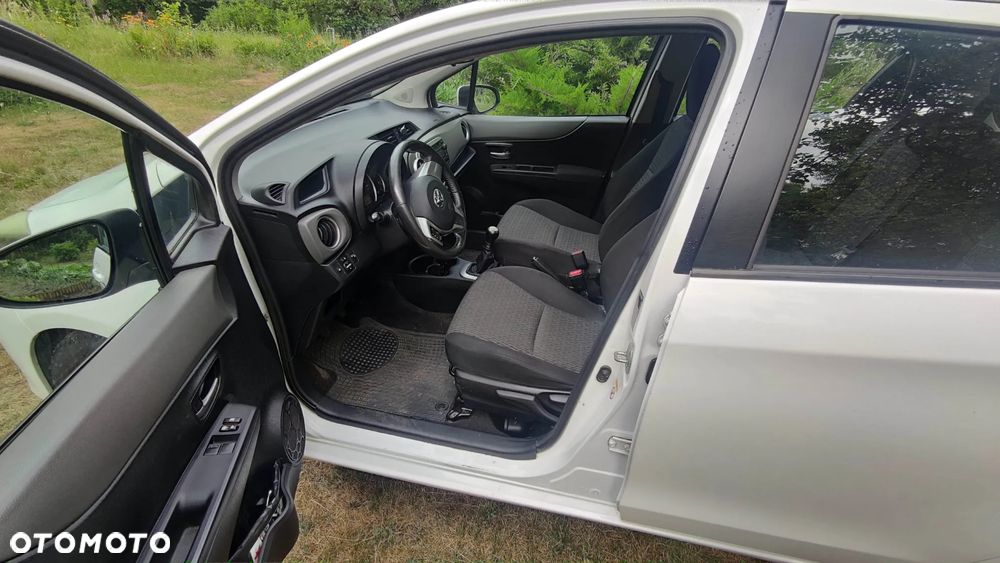 Toyota Yaris - 6
