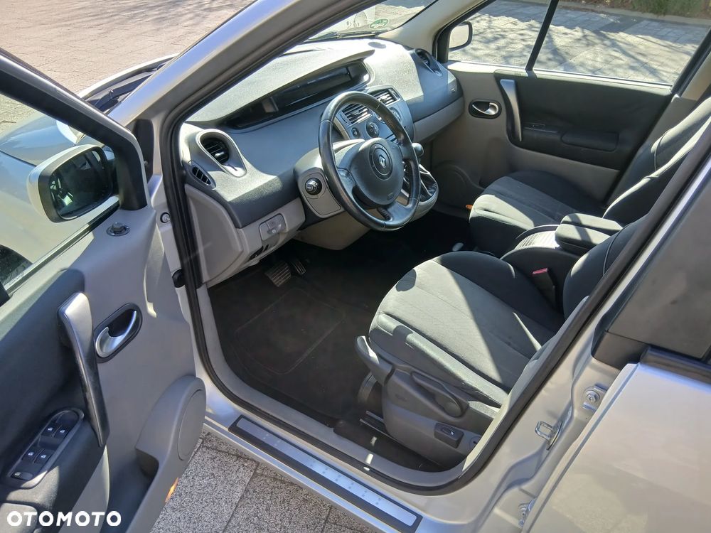 Renault Scenic 1.6 16V Authentique Dynamique - 6