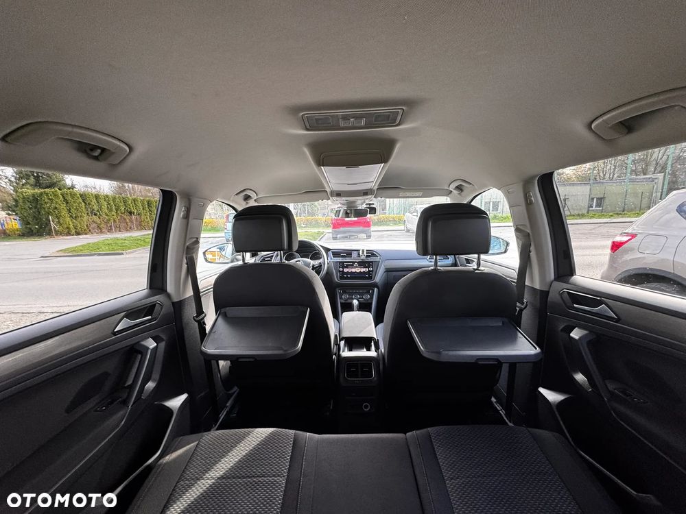 Volkswagen Tiguan - 9