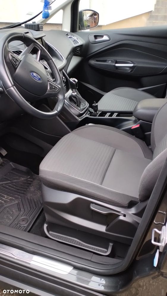 Ford Grand C-MAX 1.5 EcoBoost Start-Stopp-System Titanium - 16