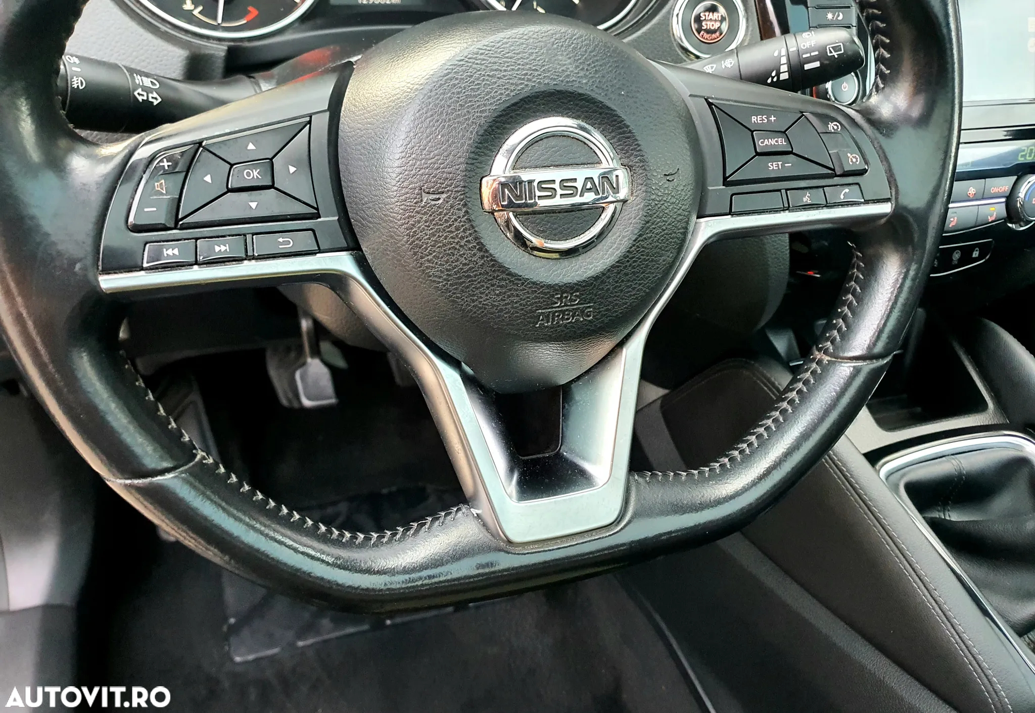 Nissan Qashqai 1.3 DIG-T N-CONNECTA - 12
