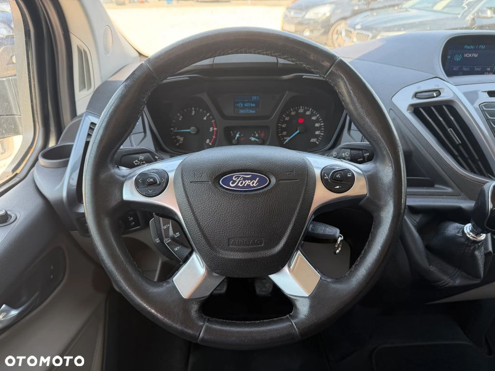 Ford TRANSIT CUSTOM - 22