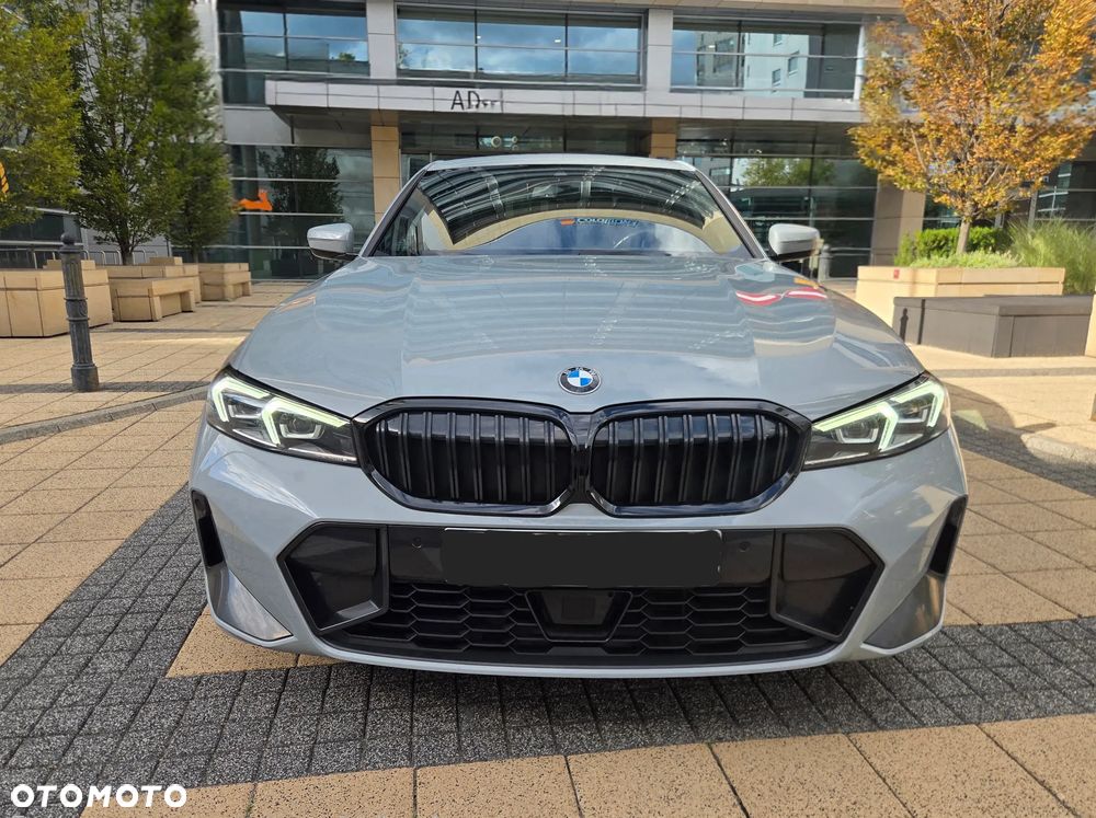 BMW Seria 3 320d xDrive MHEV M Sport sport - 2