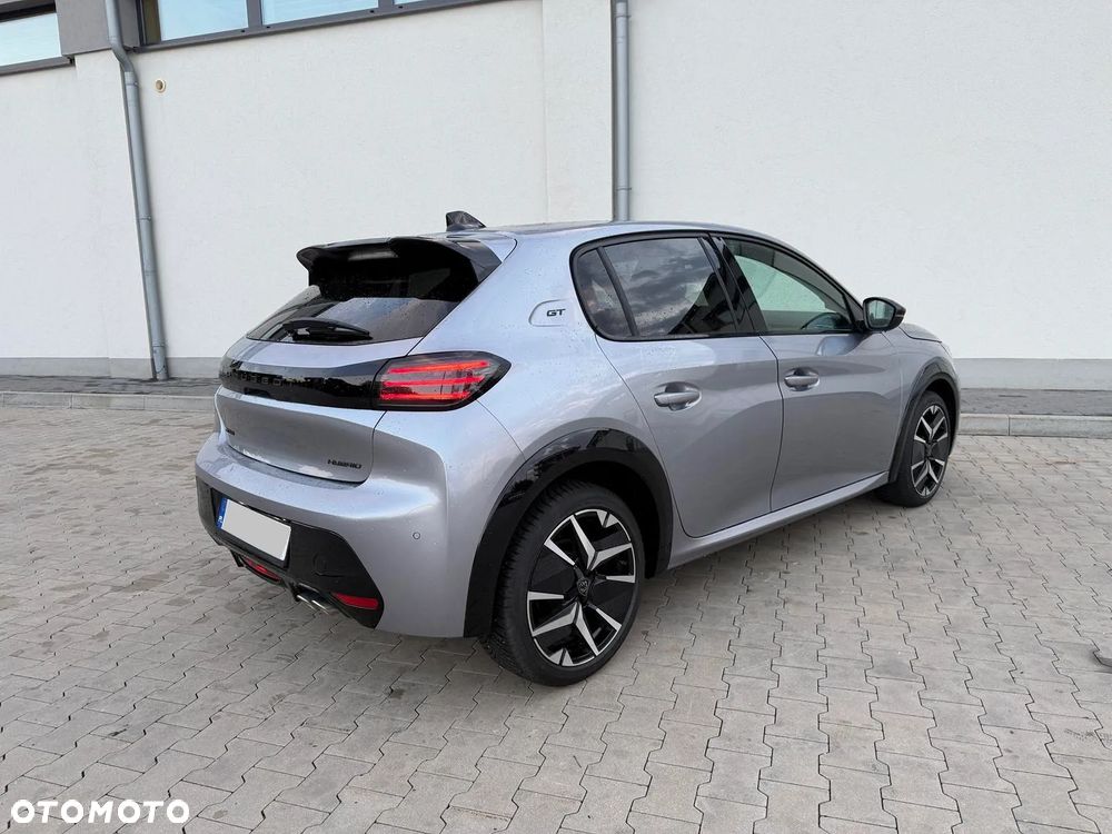 Peugeot 208 1.2 mHEV GT - 11
