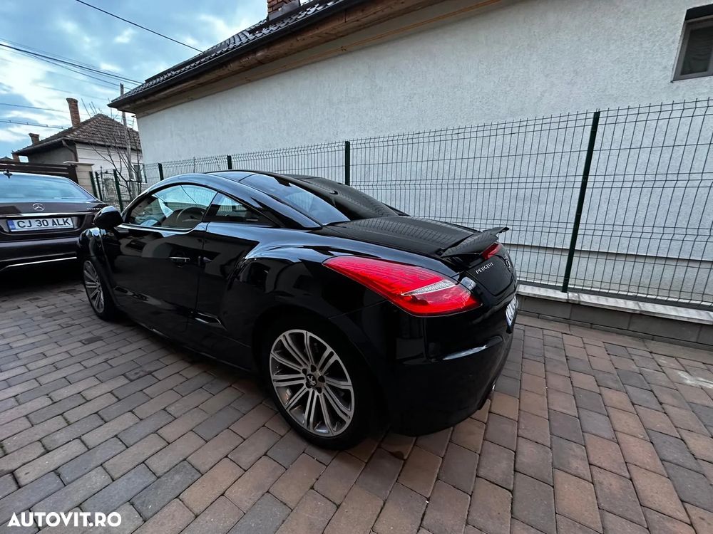 Peugeot RCZ - 8